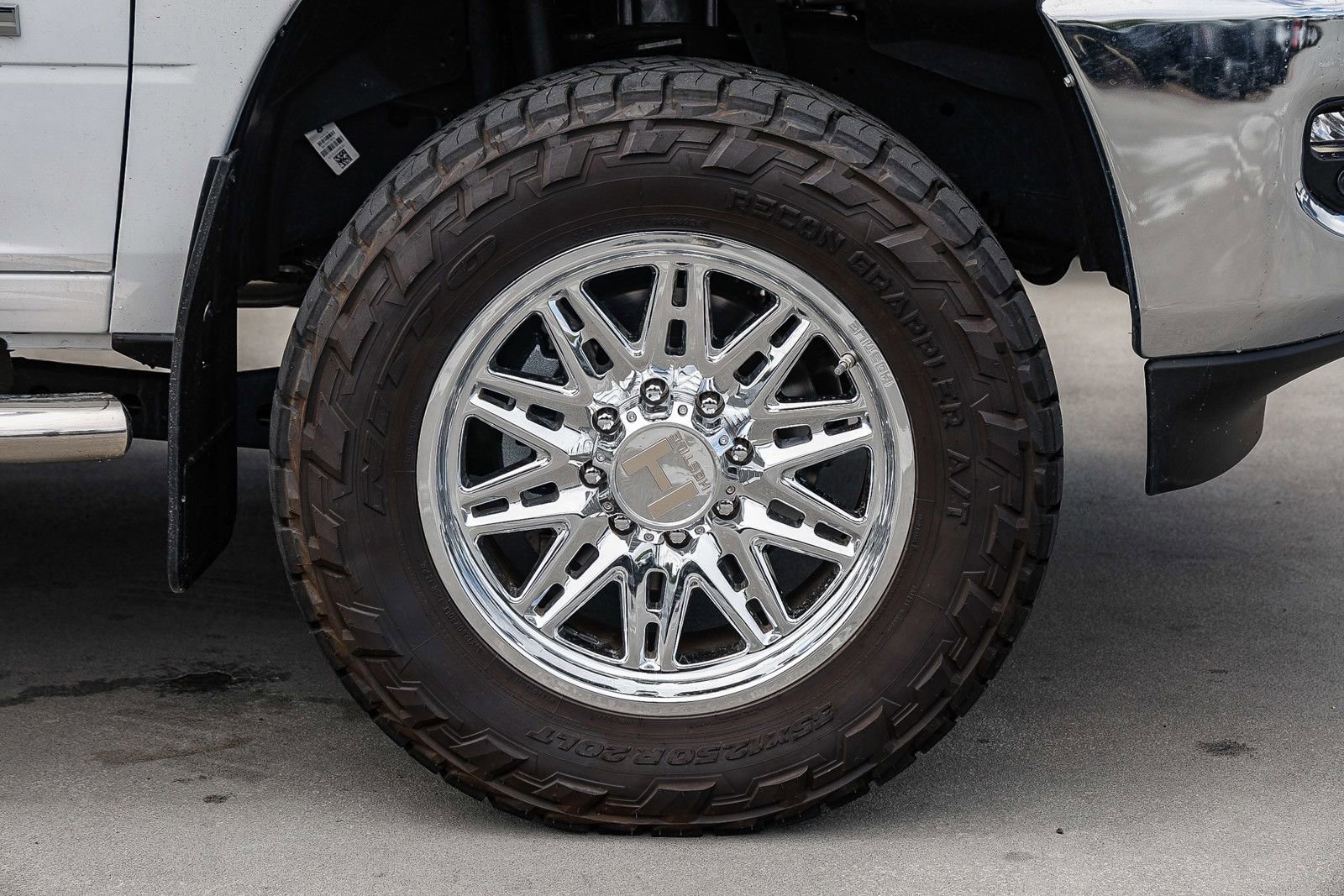 Used 2025 RAM 2500 Laramie w/ Towing Technology Group AWD/4WD image 9