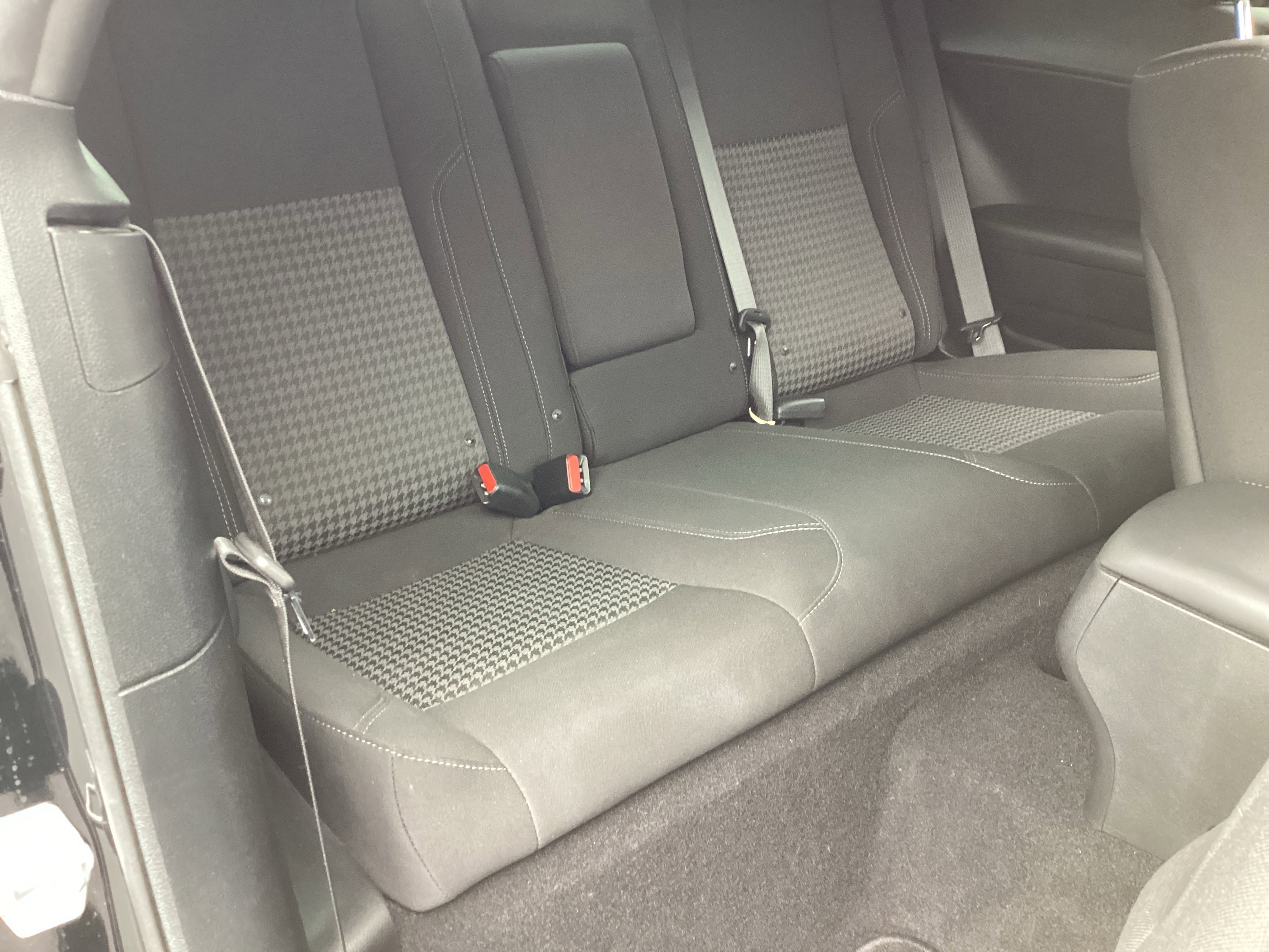 Used 2020 Dodge Challenger SXT w/ Blacktop Package image 31