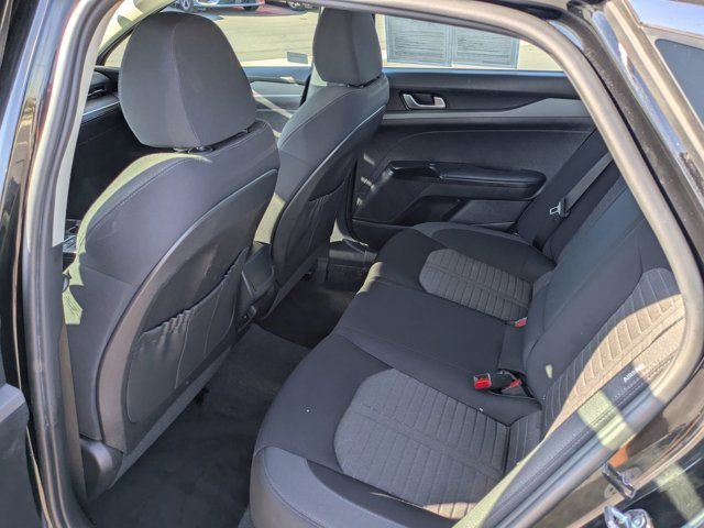 Used 2025 Kia K5 LXS image 15