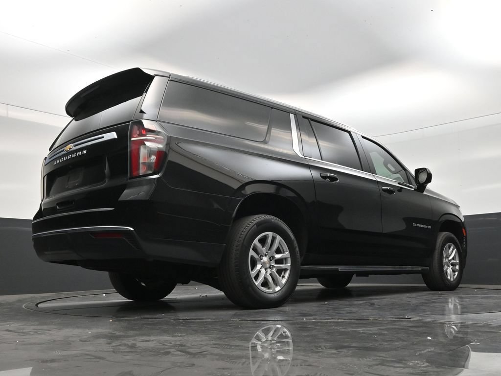 Used 2024 Chevrolet Suburban LS RWD image 23