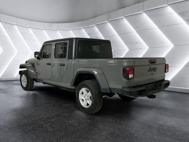 Used 2022 Jeep Gladiator Sport AWD/4WD image 6