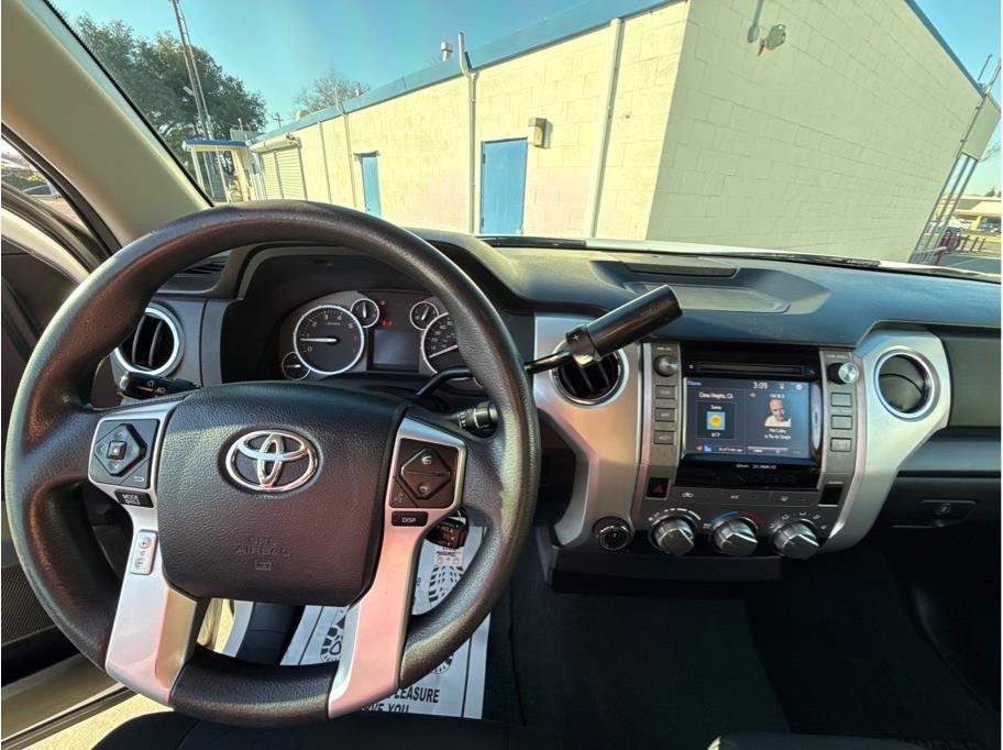 Used 2014 Toyota Tundra SR5 image 25