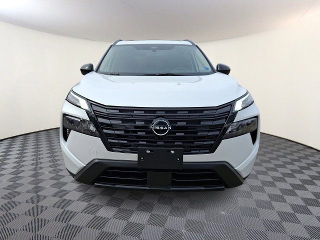 New 2026 Nissan Rogue Dark Armor FWD image 2
