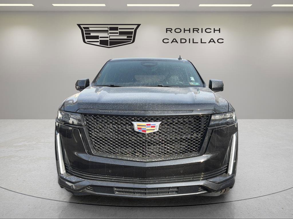 Used 2023 Cadillac Escalade Sport image 2