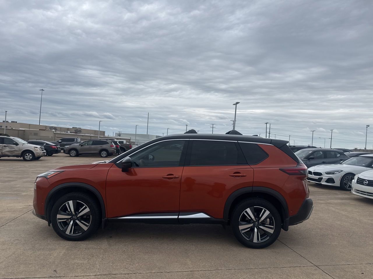 Certified 2023 Nissan Rogue Platinum w/ Platinum Premium Package FWD image 12