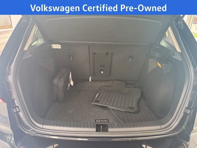 Certified 2023 Volkswagen Taos SE w/ Panoramic Sunroof Package image 17