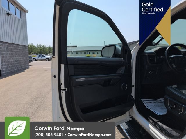 Used 2022 Ford Expedition Max Platinum AWD/4WD image 12