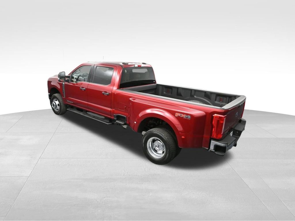 New 2025 Ford F350 XLT w/ FX4 Off-Road Package image 15