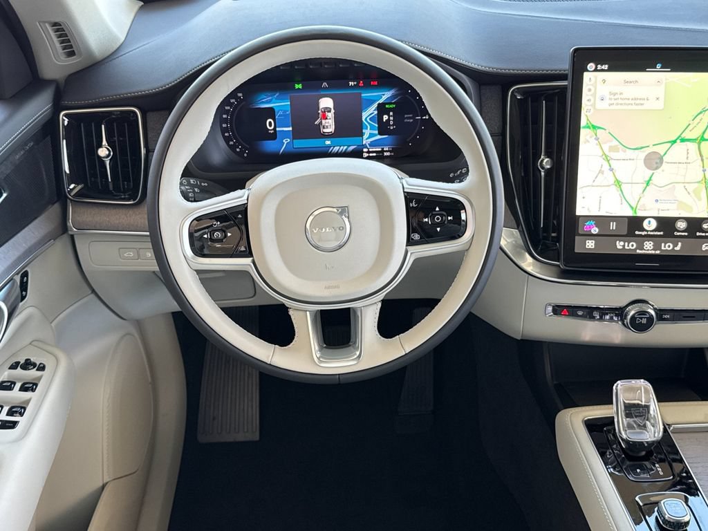 New 2026 Volvo XC90 T8 Ultra AWD/4WD image 13