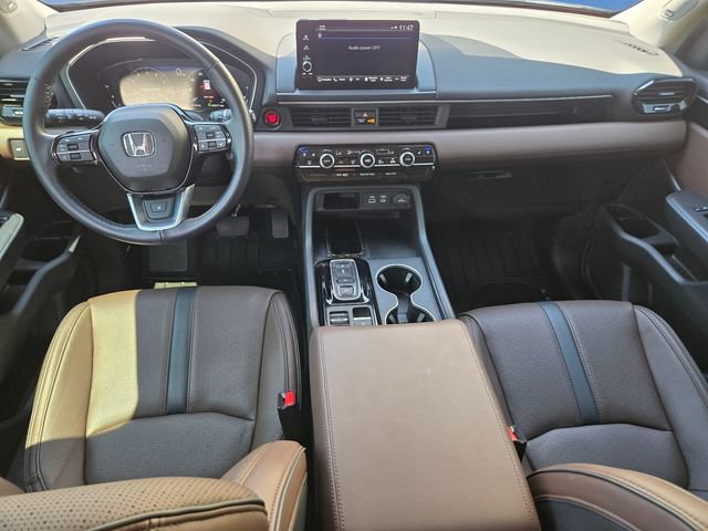 Used 2024 Honda Pilot Elite image 21