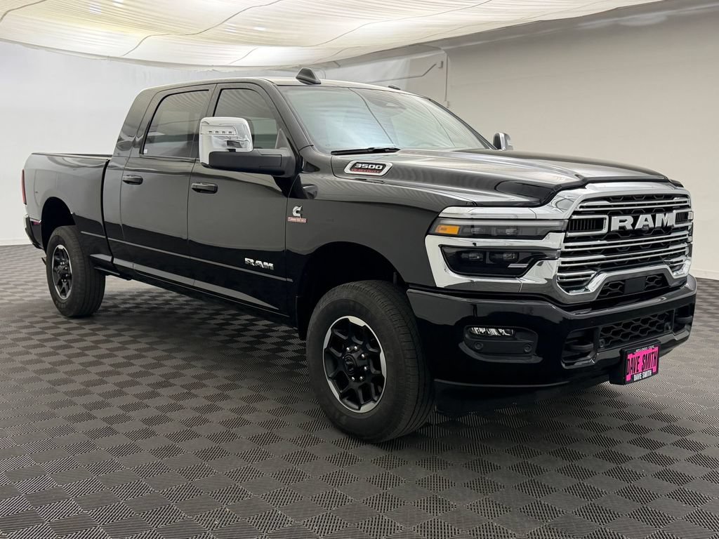 Used 2025 RAM 3500 Laramie AWD/4WD image 7
