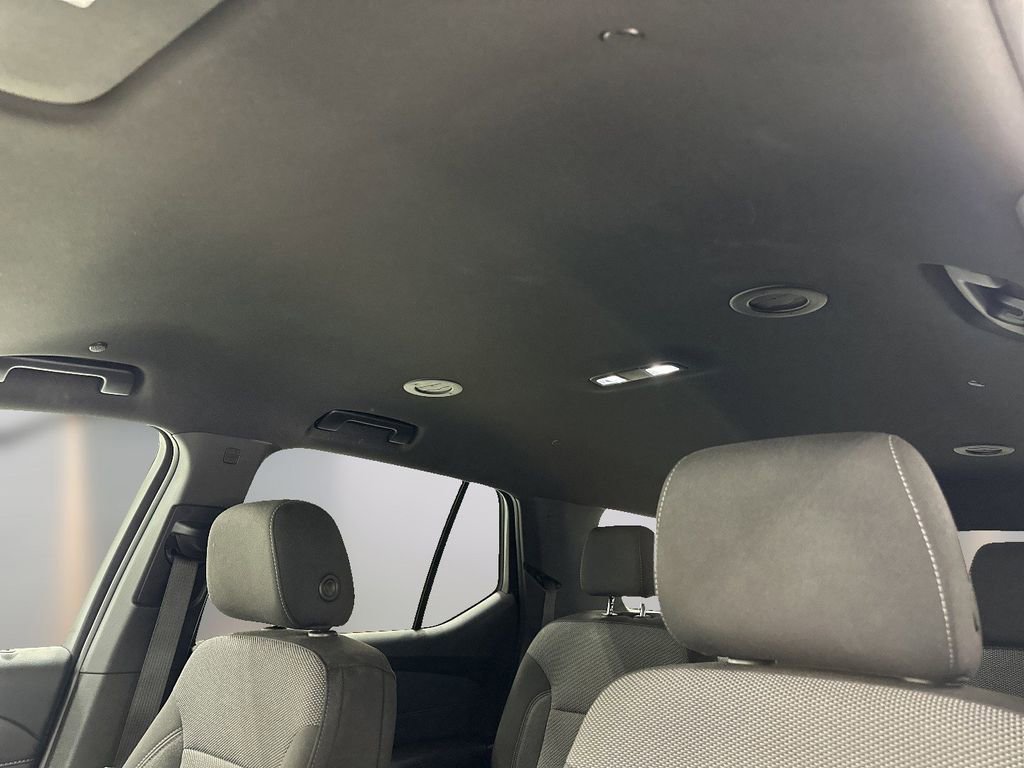 Used 2022 Chevrolet Traverse LT w/ LPO, Floor Liner Package AWD/4WD image 8