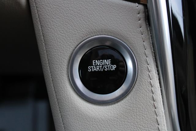 Used 2020 Cadillac Escalade ESV Luxury RWD image 18