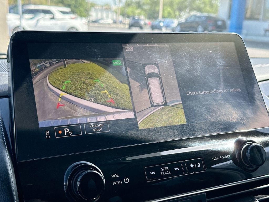 Used 2024 INFINITI QX80 Luxe RWD image 13