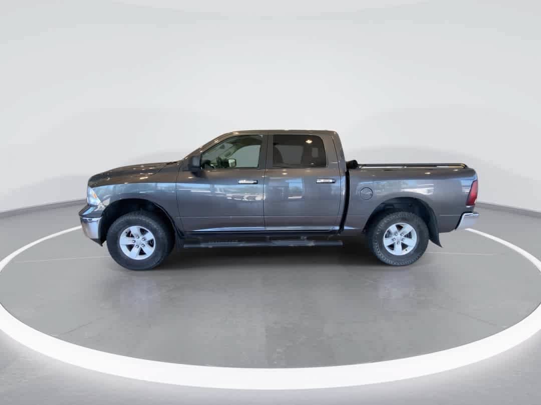 Used 2017 RAM 1500 Classic SLT AWD/4WD image 5