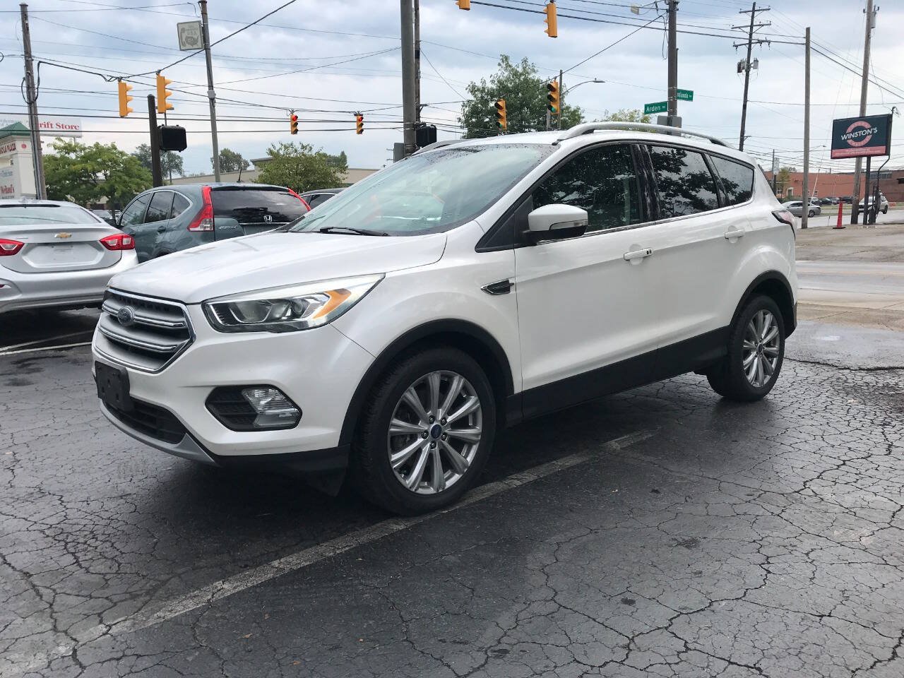 Used 2017 Ford Escape Titanium FWD image 4