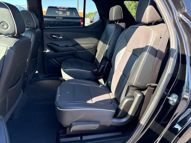 Used 2023 Chevrolet Traverse Premier AWD/4WD image 18