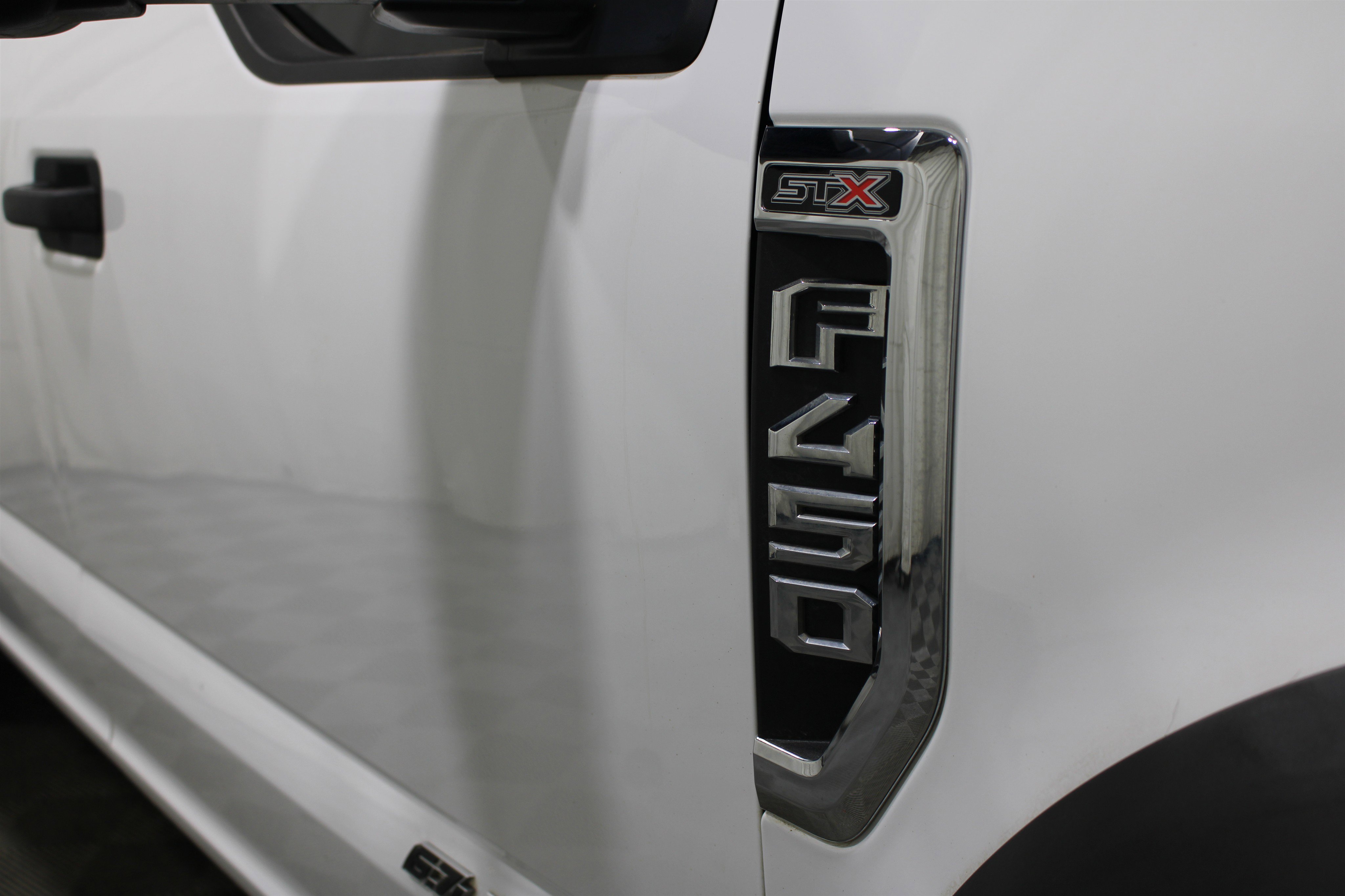 Used 2022 Ford F450 XL w/ STX Appearance Package image 26