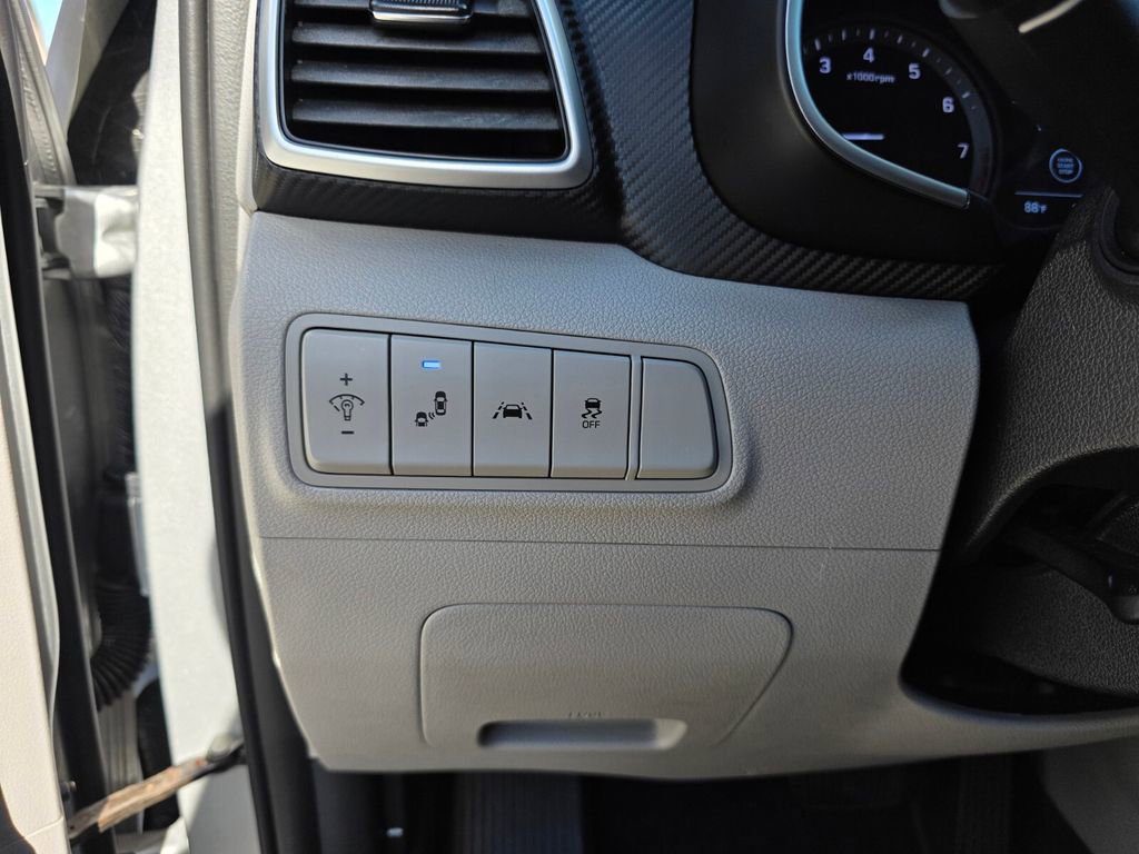 Used 2021 Hyundai Tucson Value w/ Cargo Package image 25