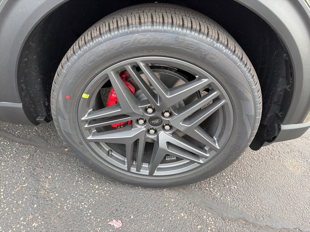 New 2026 Ford Explorer ST-Line w/ ST-Line Street Pack image 20