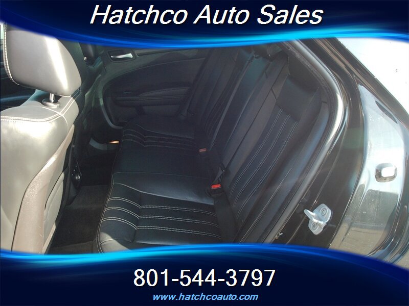 Used 2013 Chrysler 300 S w/ Luxury Group image 18