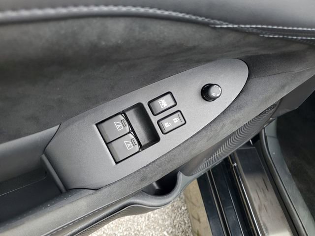 Certified 2024 Nissan Z Performance w/ Floor Mat Package image 30