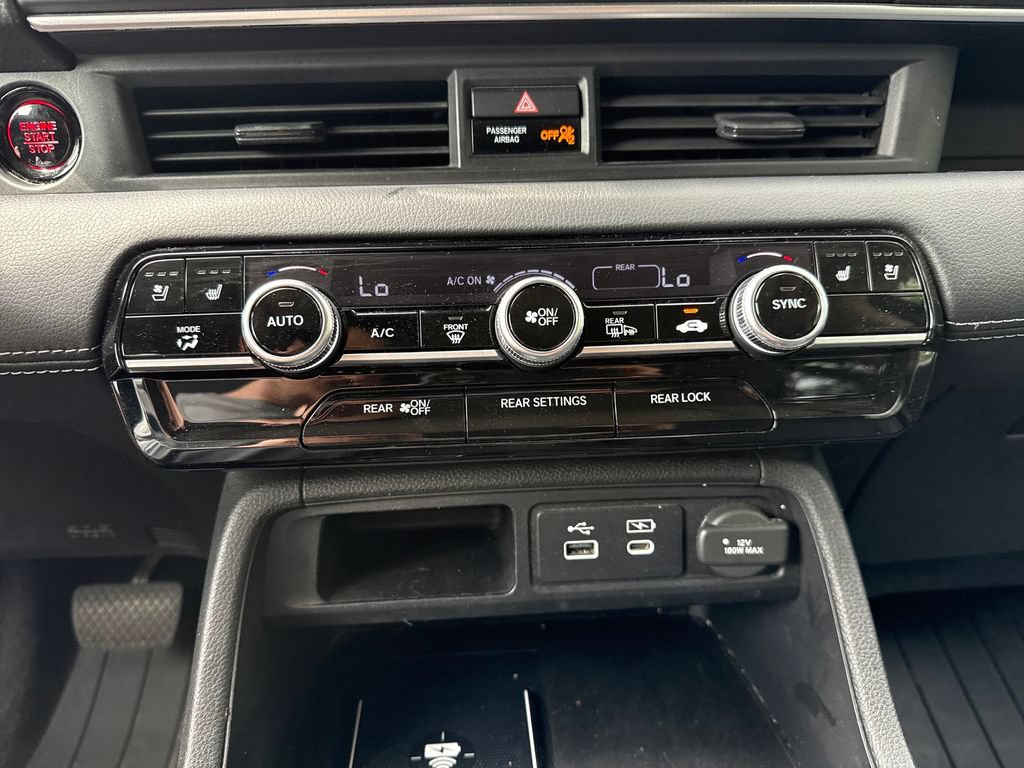 Used 2023 Honda Pilot Elite image 18