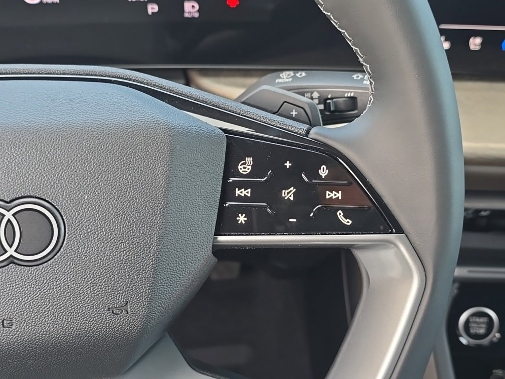 New 2025 Audi Q5 Premium Plus image 18