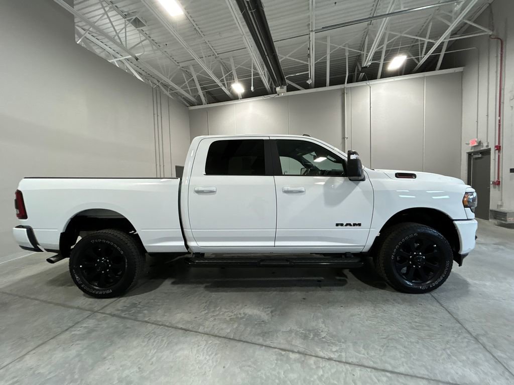 Used 2024 RAM 2500 Big Horn w/ Night Edition AWD/4WD image 5