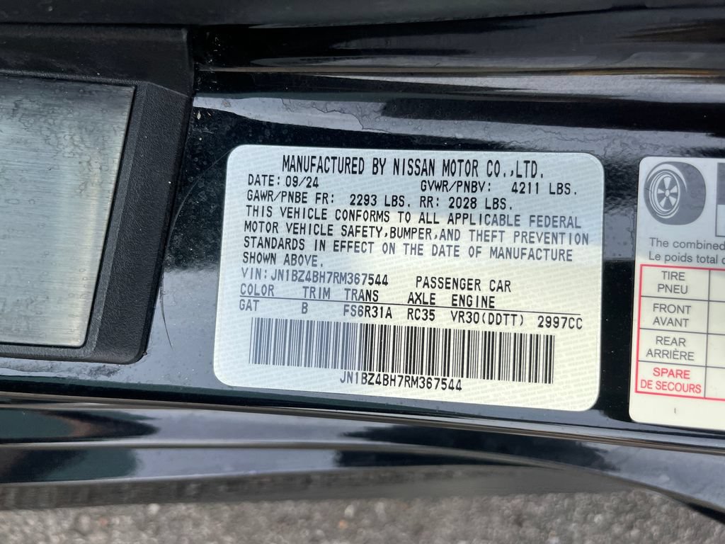 Certified 2024 Nissan Z Performance w/ Floor Mat Package RWD image 30