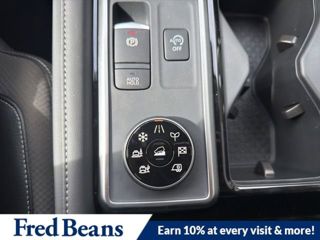 New 2026 Nissan Pathfinder SL image 20