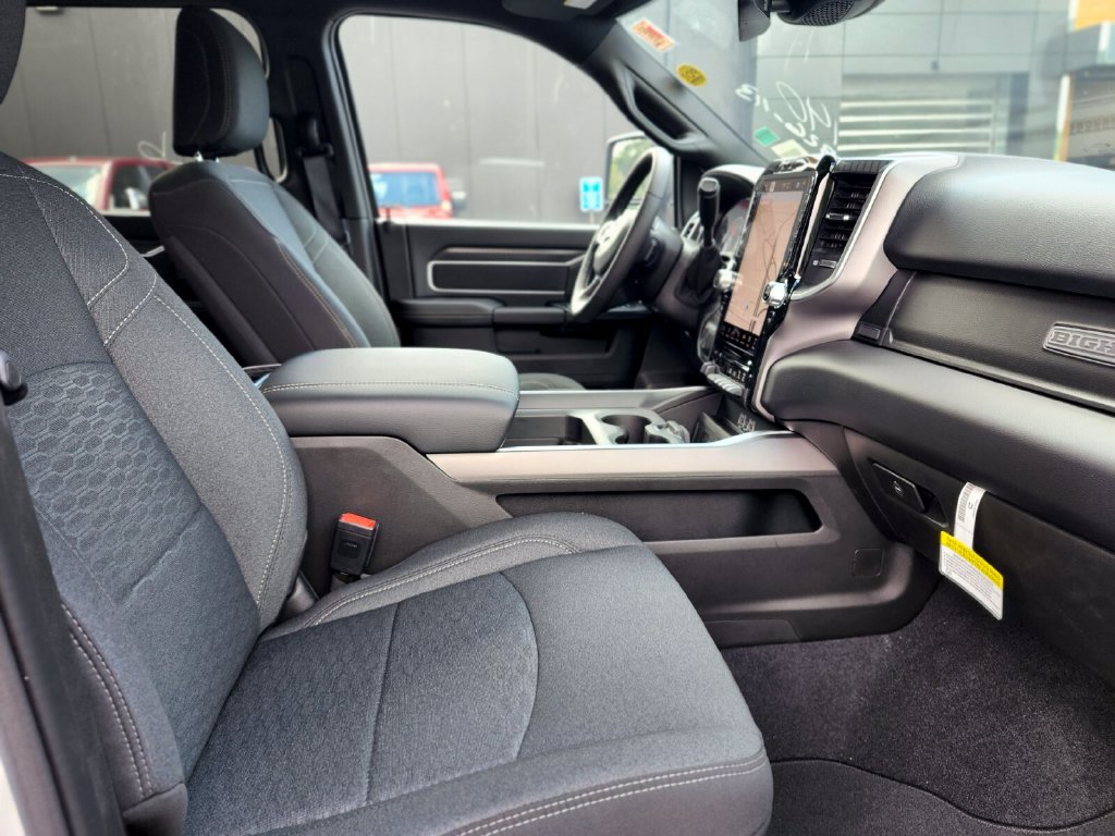 New 2026 RAM 2500 Big Horn AWD/4WD image 11