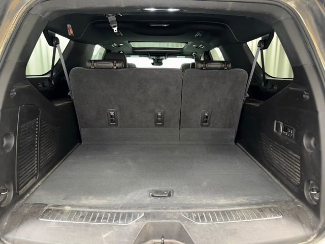 Used 2023 Chevrolet Suburban High Country AWD/4WD image 14