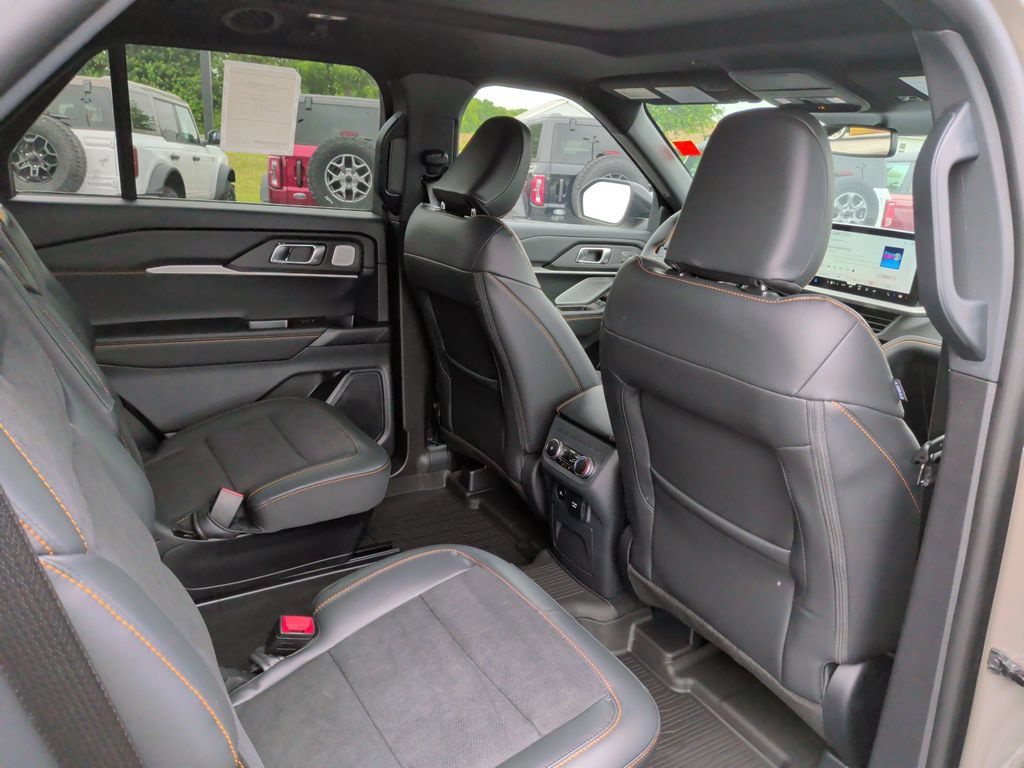 New 2026 Ford Explorer Tremor w/ Tremor Ultimate Package AWD/4WD image 10