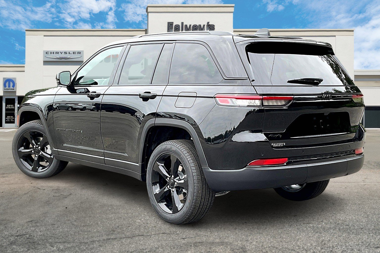 New 2025 Jeep Grand Cherokee Limited image 3