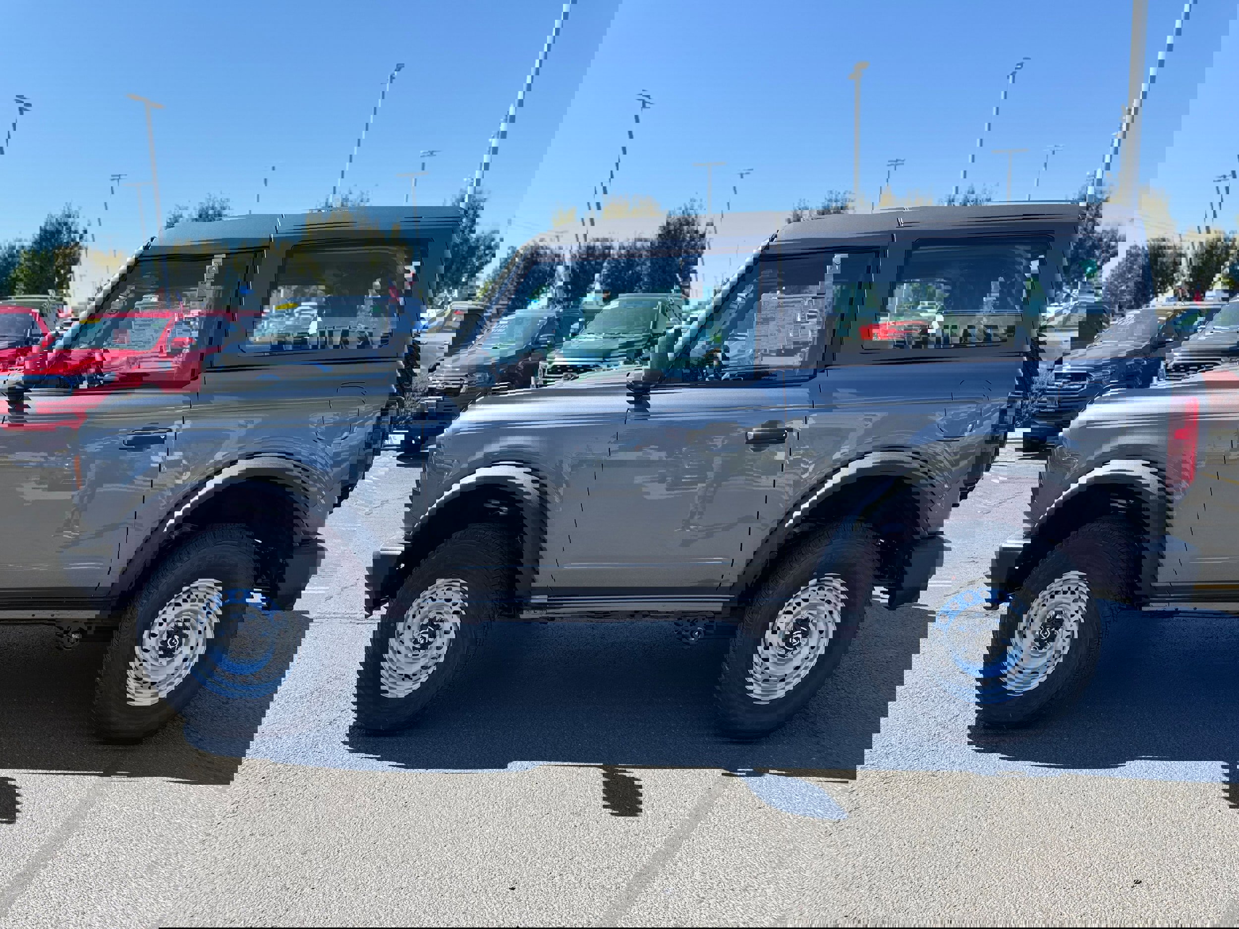 New 2025 Ford Bronco 2-Door image 7