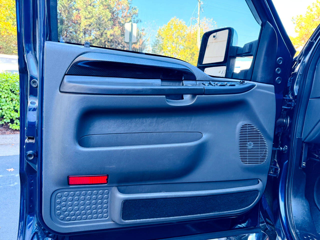 Used 2005 Ford F250 Harley-Davidson image 13