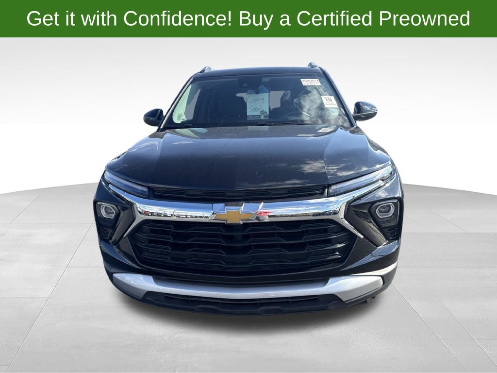 Used 2026 Chevrolet TrailBlazer LT AWD/4WD image 2