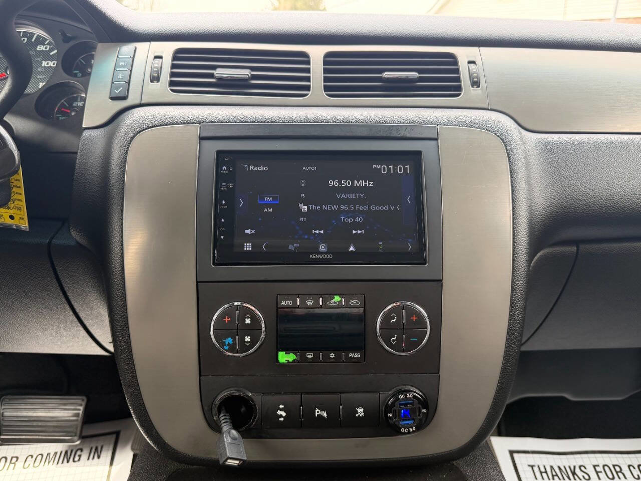 Used 2010 Chevrolet Avalanche LT w/ Luxury Package AWD/4WD image 22