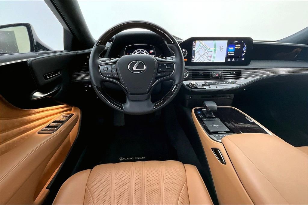 Used 2022 Lexus LS 500 w/ Interior Upgrade Package image 8