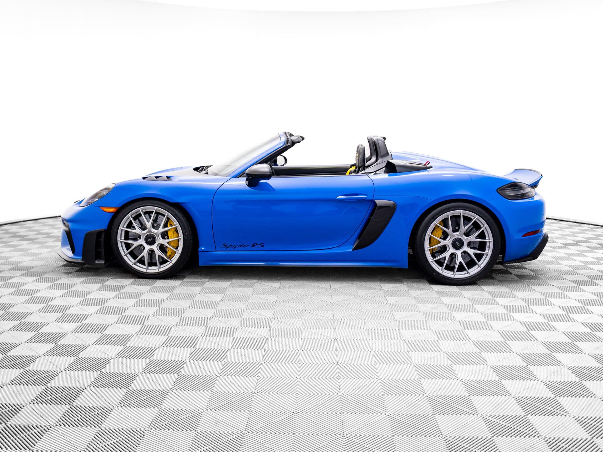 Used 2025 Porsche 718 Boxster Spyder RS video 2