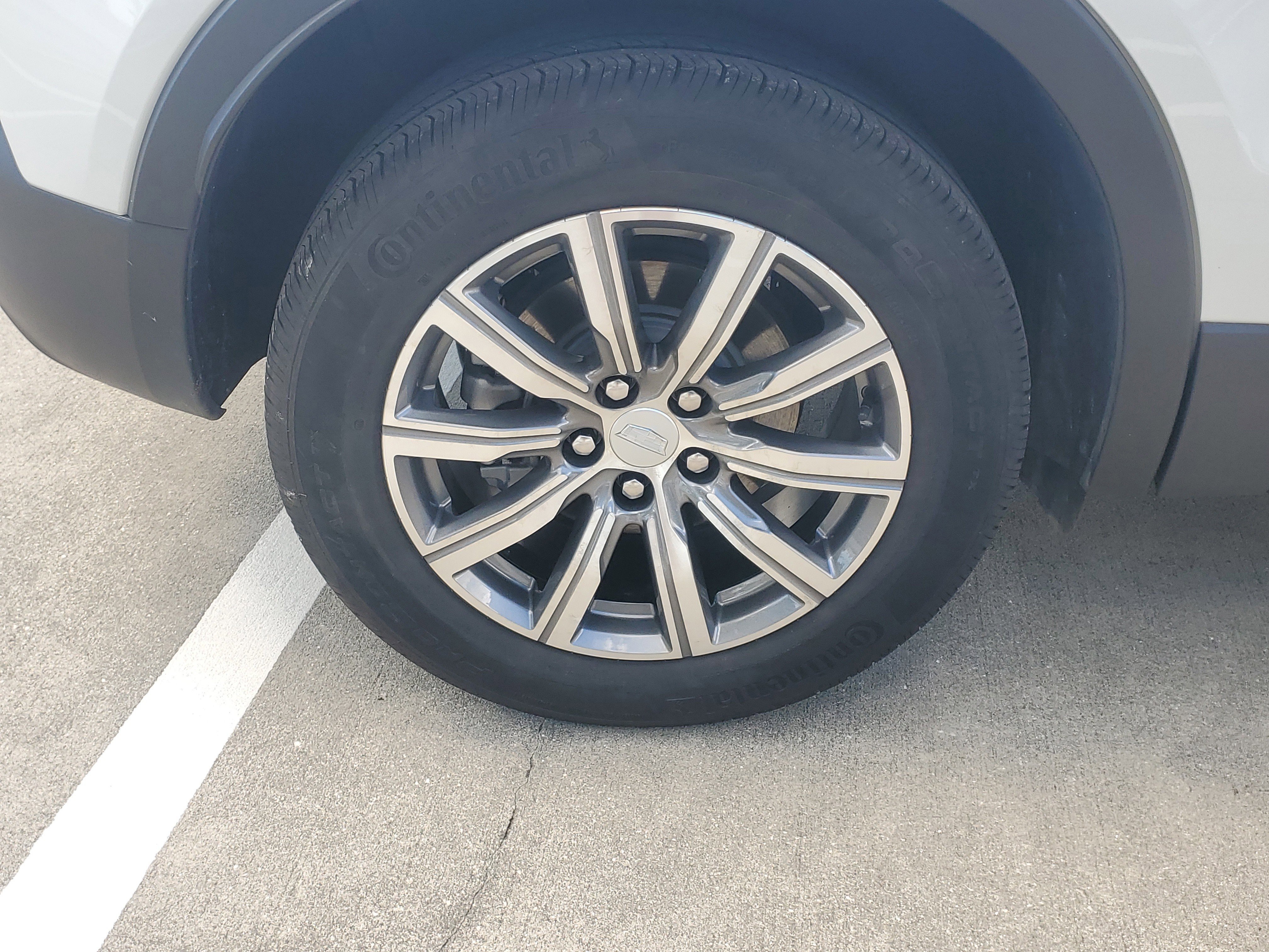 Used 2022 Cadillac XT4 Sport w/ Cold Weather Package image 8