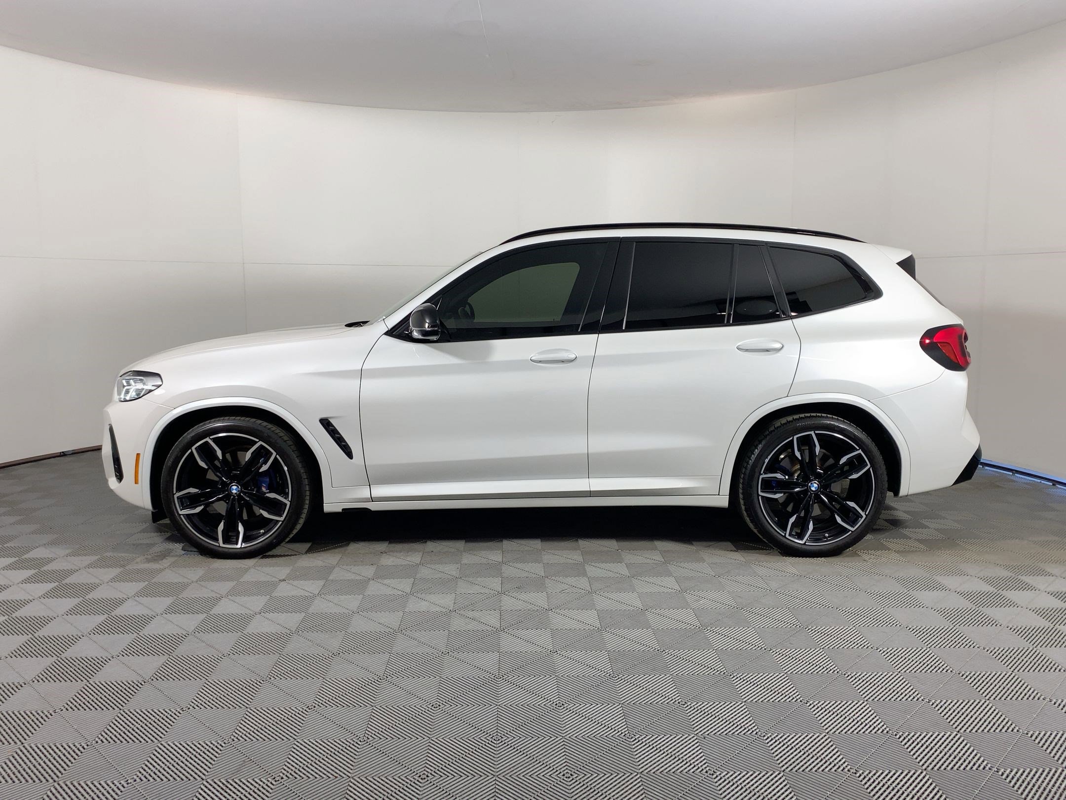 Certified 2024 BMW X3 M40i w/ Premium Package video 2