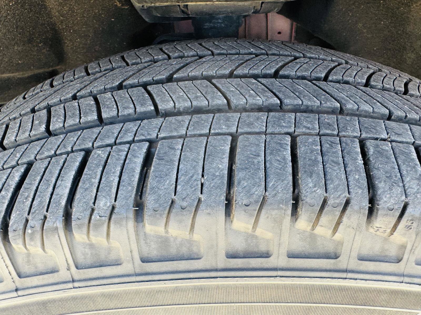 Used 2023 Ford Explorer XLT w/ Equipment Group 202A AWD/4WD image 45