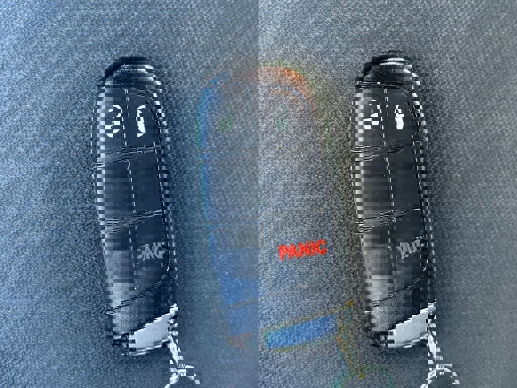 Used 2023 Dodge Durango SXT image 20