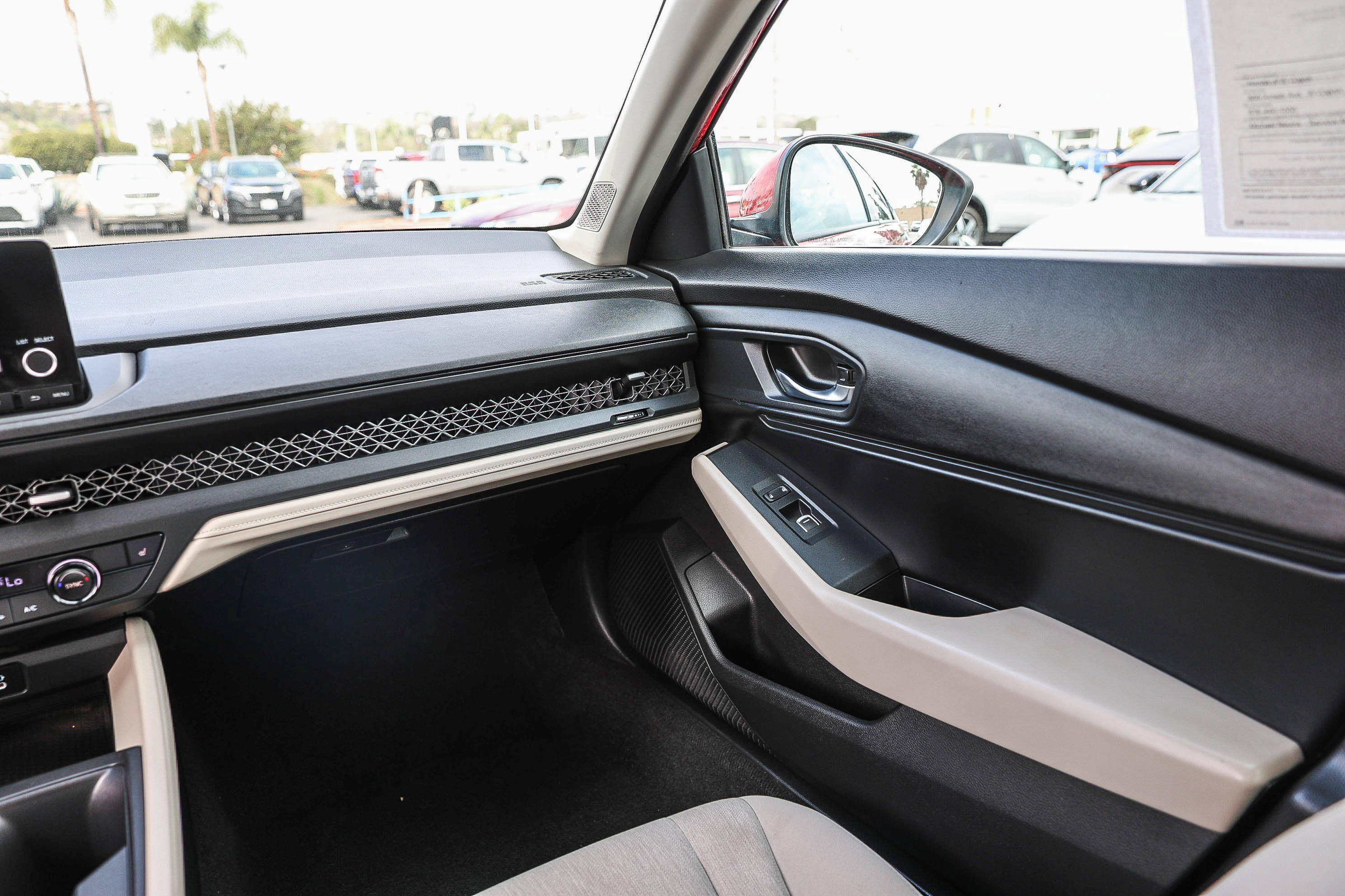Certified 2023 Honda Accord EX image 6