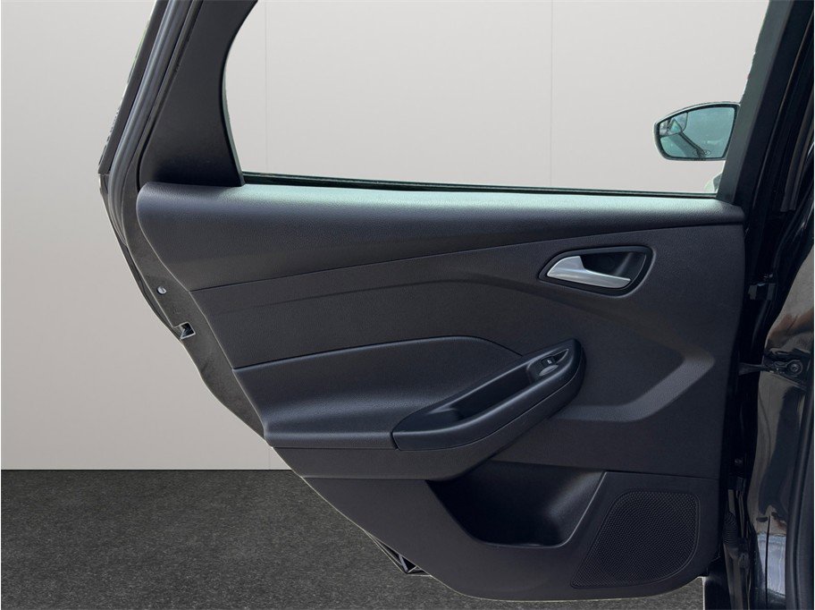 Used 2013 Ford Focus SE image 29