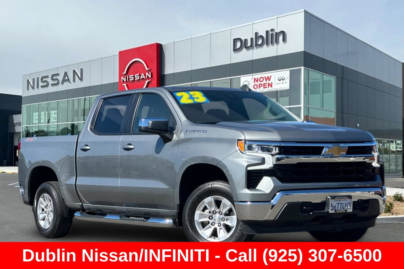 Used 2023 Chevrolet Silverado 1500 LT w/ Protection Package AWD/4WD image 2
