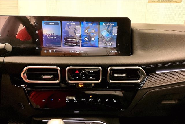New 2026 Nissan Sentra SV w/ SV Convenience Package FWD image 27