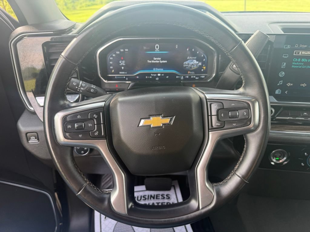Used 2023 Chevrolet Silverado 1500 LT AWD/4WD image 28